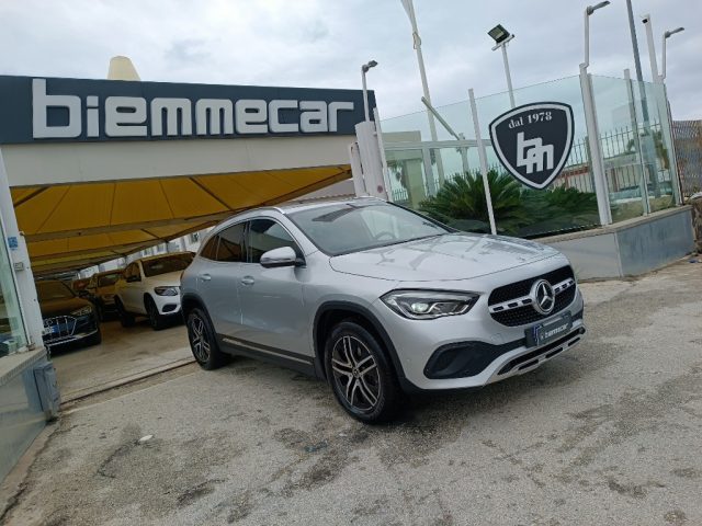 MERCEDES-BENZ GLA 200 d Automatic Executive  I,E Immagine 0