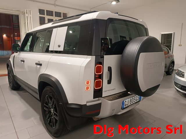 LAND ROVER Defender 110 2.0 SD4 AWD Auto Immagine 2