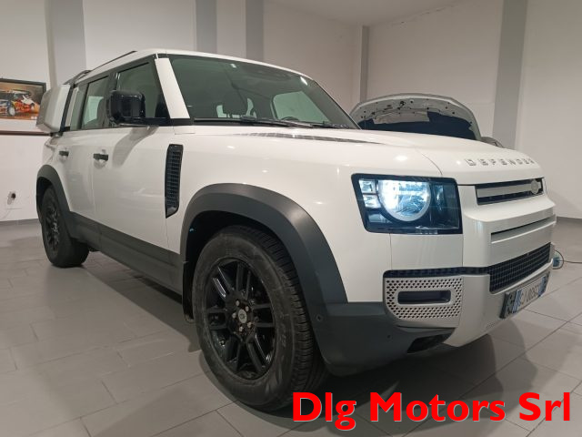 LAND ROVER Defender 110 2.0 SD4 AWD Auto Immagine 0