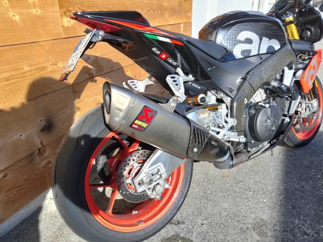 APRILIA TUONO V4 1100 FACTORY Immagine 3