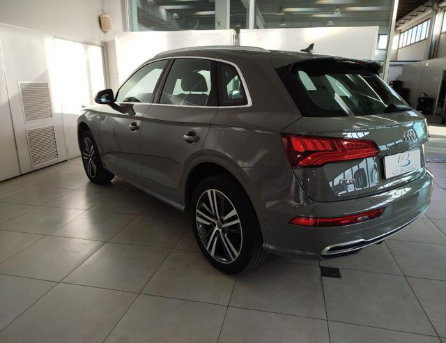 AUDI Q5 40 TDI  quattro S tronic Immagine 3