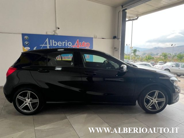 MERCEDES-BENZ A 180 d Premium Immagine 3