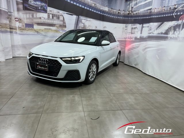 AUDI A1 SPB 30 TFSI S tronic Admired Advanced FULL-LED NAV Immagine 1