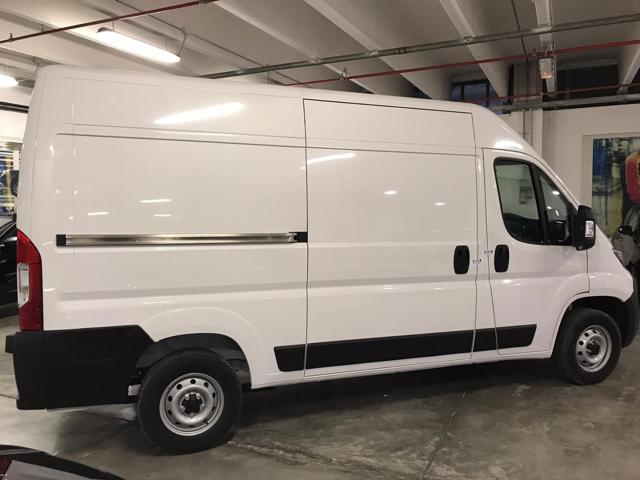 FIAT Ducato 35 2.2 Mjt 140CV PM-TM Furgone Immagine 4