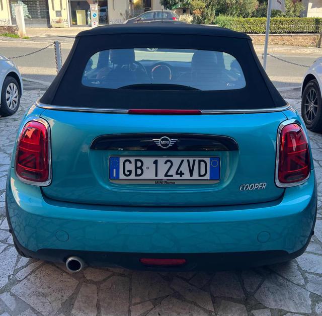 MINI Mini 1.5 Cooper Boost Cabrio Immagine 4