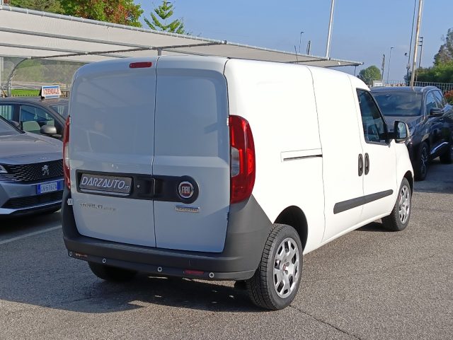 FIAT Doblo Doblò 1.6 MJT 105CV PL-TN Cargo Maxi Lamierato 3Po Immagine 4