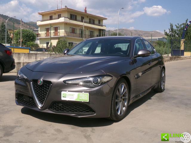 ALFA ROMEO Giulia 2.2 JTD 180 CV Immagine 0