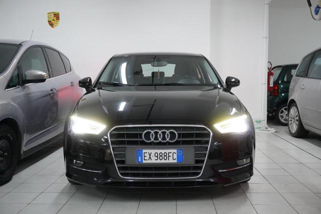 AUDI A3 1.6 TDI Ambition Immagine 1