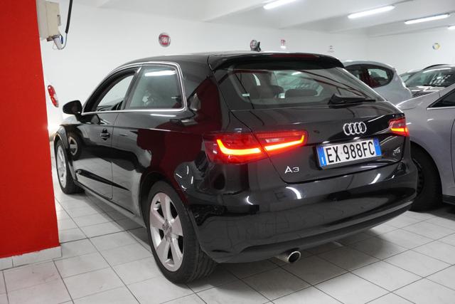 AUDI A3 1.6 TDI Ambition Immagine 2