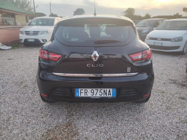 RENAULT Clio TCe 12V 90 CV GPL Start&Stop 5 porte Energy Intens Immagine 4