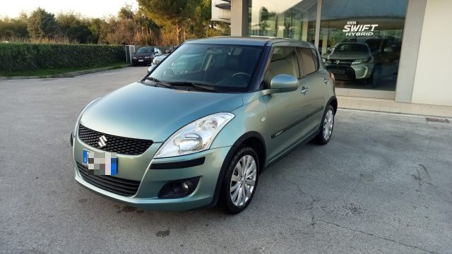 SUZUKI Swift MACERATA - 1.2 VVT 4WD 5 porte GL Style Immagine 0