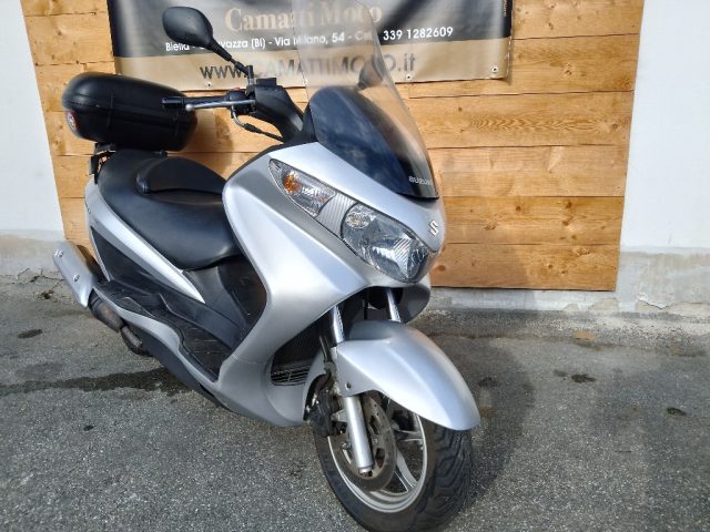 SUZUKI Burgman 200 200 Immagine 1