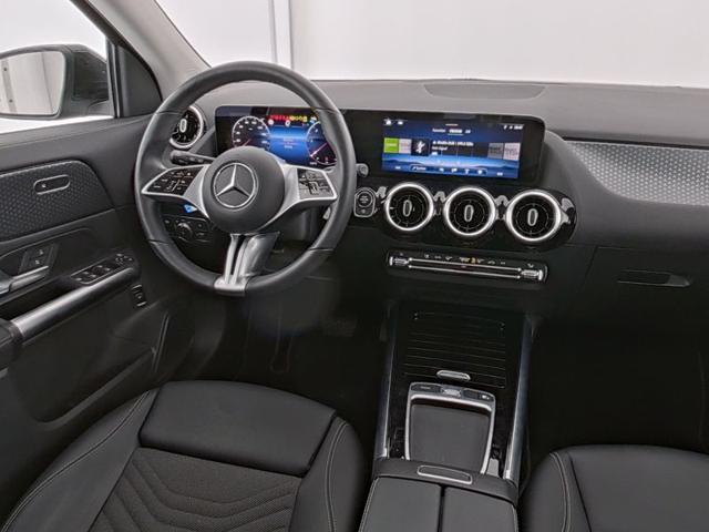 MERCEDES-BENZ GLA 200 d Automatic 4Matic Progressive Advanced Immagine 4