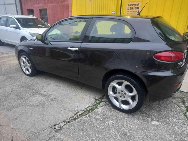 ALFA ROMEO 147 1.6 16V TS 3 porte Progression Immagine 3