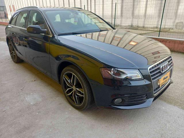 AUDI A4 Avant 2.0 TDI 143 CV F.AP. multitronic Immagine 4