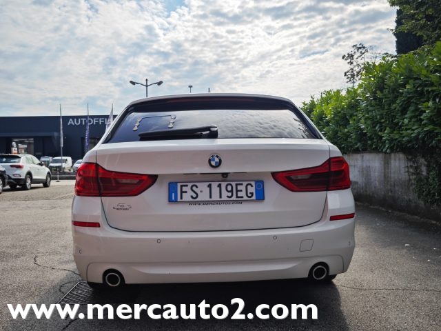 BMW 520 d aut. Touring Business Immagine 4