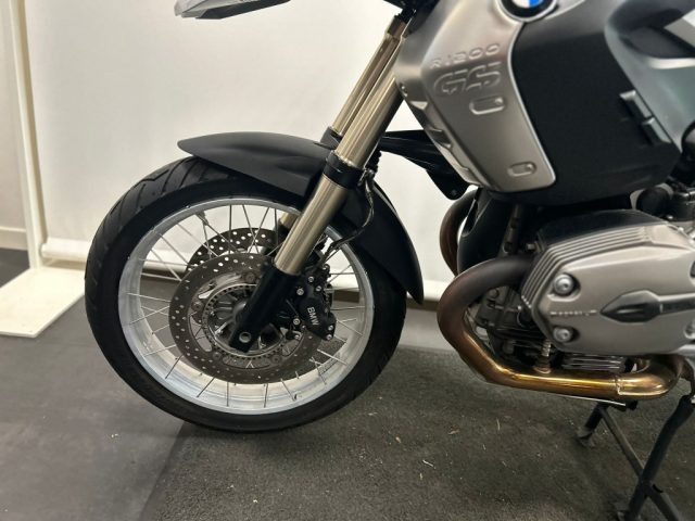 BMW R 1200 GS BMW R 1200 GS - VALIGIE LATERALI Immagine 1