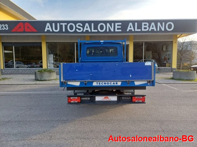 IVECO Daily 35C 14D 2.3D DOPPIA CABINA 7P 140CV RIBALTABILE Immagine 4