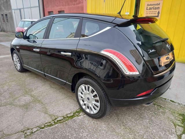 LANCIA Delta 1.6 MJT DPF 105 CV Silver Immagine 4