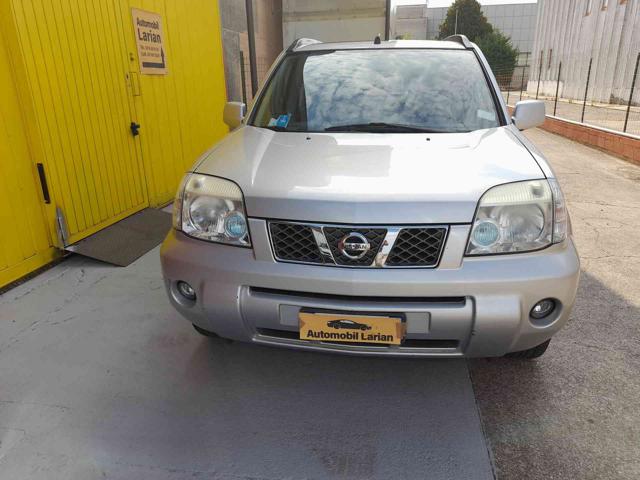 NISSAN X-Trail 2.2 dCi Elegance  4X4 Immagine 4