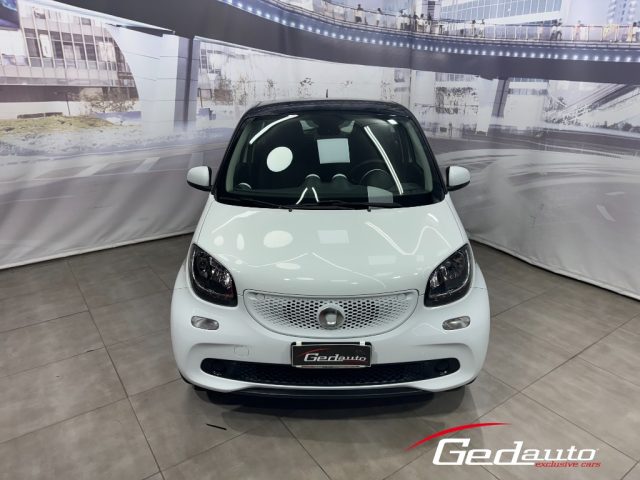 SMART ForFour 70 1.0 Passion Immagine 1