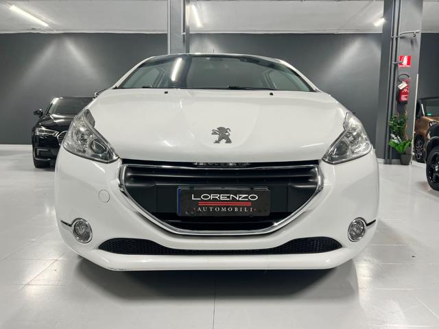 PEUGEOT 208 1.6 e-HDi 92 CV Stop&Start 3 porte Allure Immagine 1