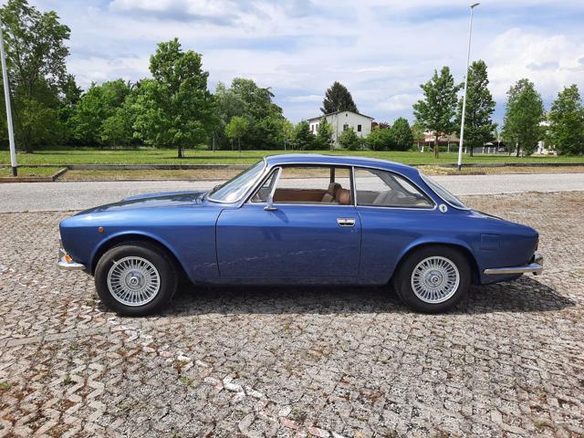 ALFA ROMEO GT 2000 Veloce Immagine 3