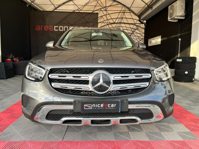 MERCEDES-BENZ GLC 220 d 4Matic Sport Immagine 1