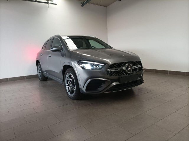 MERCEDES-BENZ GLA 250 e Plug-in hybrid Automatic Premium AMG LINE Immagine 0