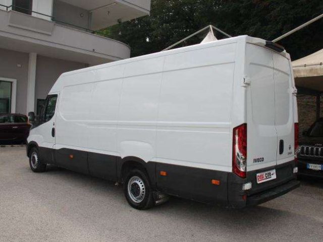 IVECO Daily PL L4 H3 GRANVOLUME Immagine 4