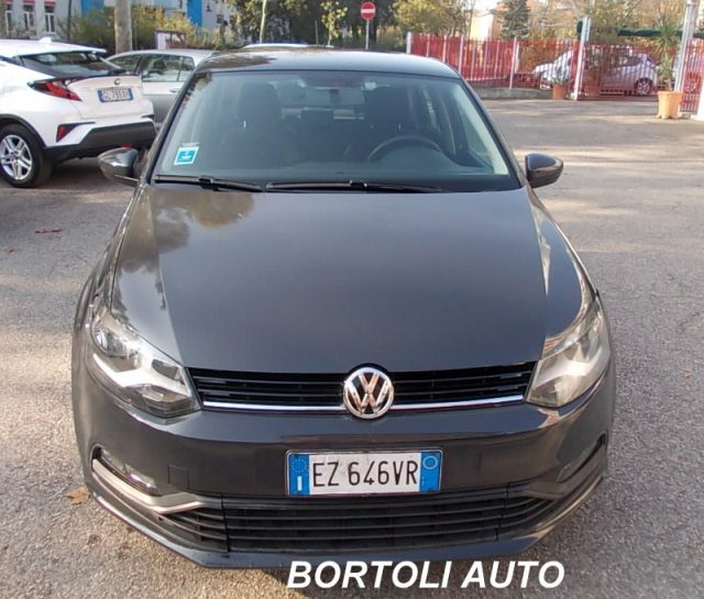 VOLKSWAGEN Polo 1.0 MPI 147.000 KM TRENDLINE IDONEA NEOPATENTATI Immagine 1