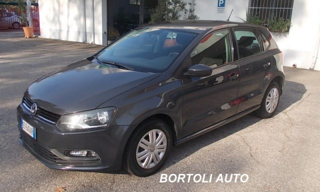 VOLKSWAGEN Polo 1.0 MPI 147.000 KM TRENDLINE IDONEA NEOPATENTATI Immagine 0