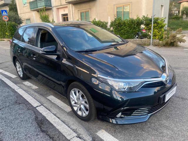 TOYOTA Auris Touring Sports 1.6 D-4D BUSINESS Immagine 2