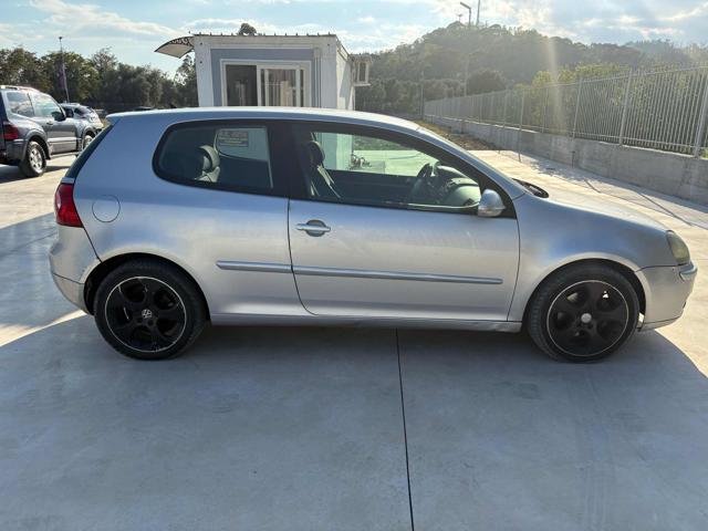 VOLKSWAGEN Golf VOLKSWAGEN GOLF 5 2.0 Immagine 3