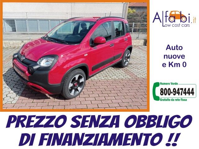 FIAT Panda 1.0 FireFly 70CV Hybrid Cross (RED) Immagine 0