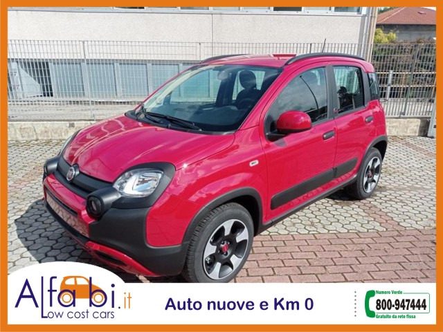 FIAT Panda 1.0 FireFly 70CV Hybrid Cross (RED) Immagine 1