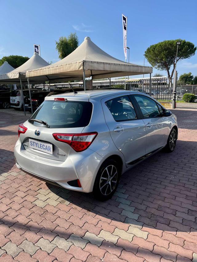 TOYOTA Yaris 1.5 Hybrid 5 PORTE Immagine 4