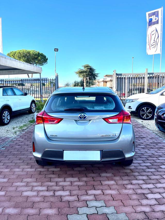 TOYOTA Auris 1.8 Hybrid 5P. Immagine 4