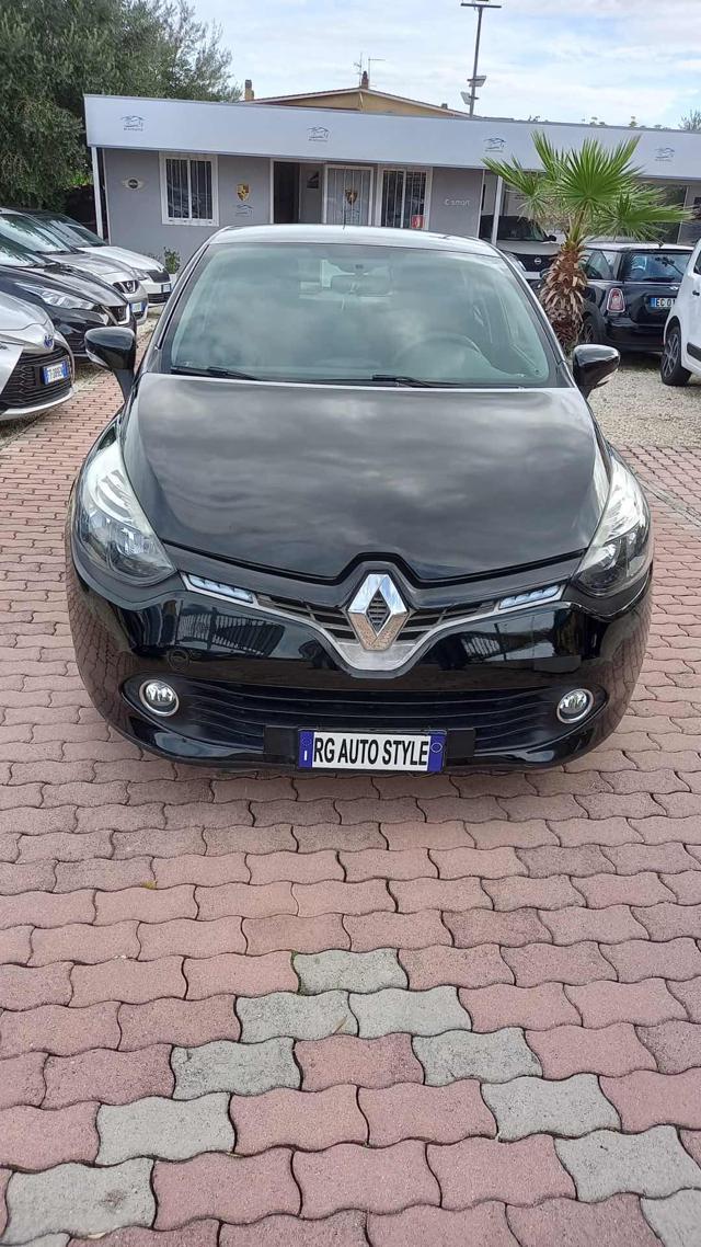 RENAULT Clio 1.5 dCi 8V 75CV 5 porte Live Immagine 2