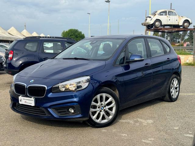 BMW 218 d Active Tourer Advantage Auto Immagine 1