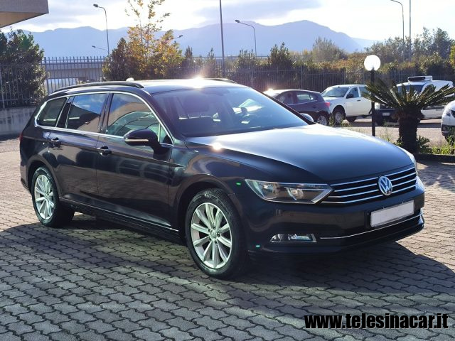 VOLKSWAGEN Passat Variant 2.0 TDI DSG Business BlueMotion Technology Immagine 3