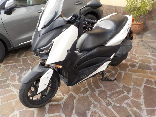 YAMAHA X-MAX 300 300 Immagine 4