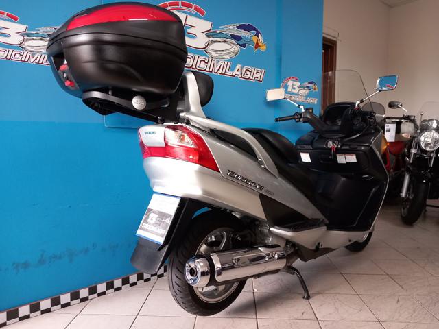 SUZUKI Burgman AN 400 Finanziabile Immagine 2