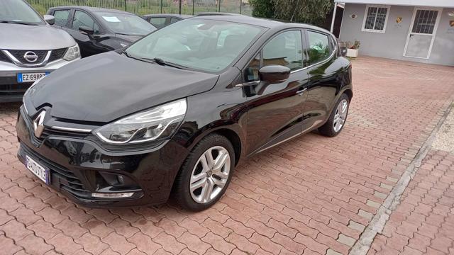 RENAULT Clio TCe 12V 90CV Start&Stop 5 porte Immagine 1