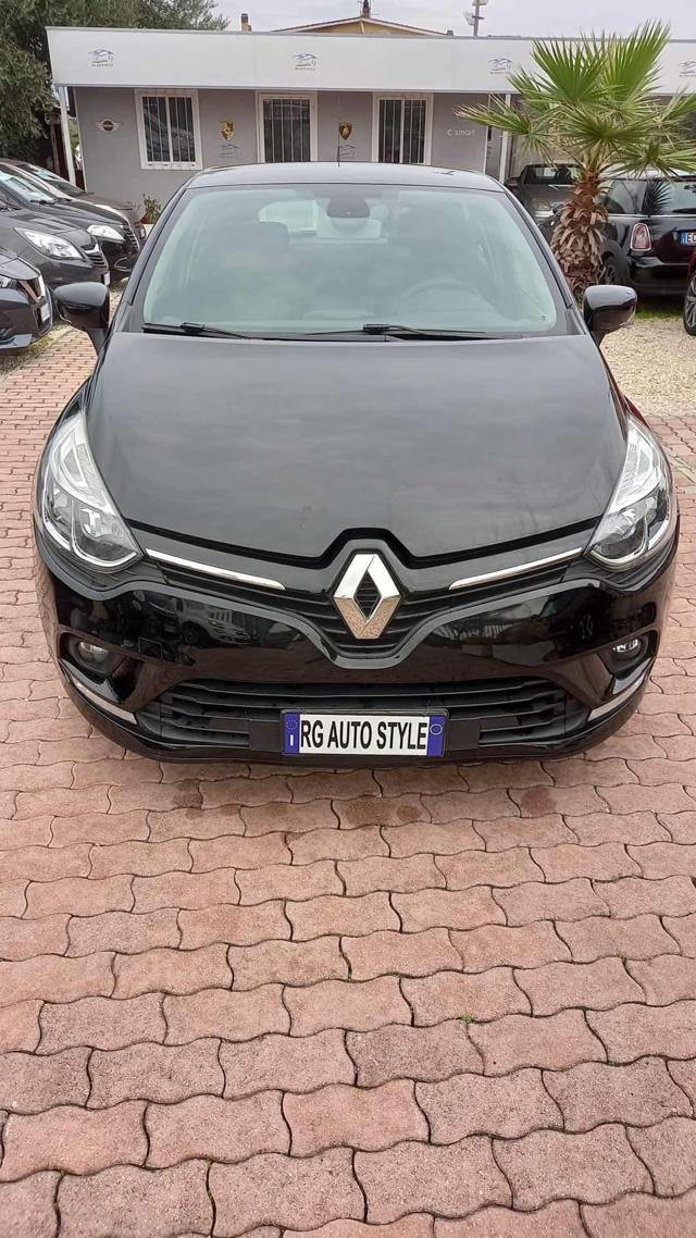 RENAULT Clio TCe 12V 90CV Start&Stop 5 porte Immagine 2