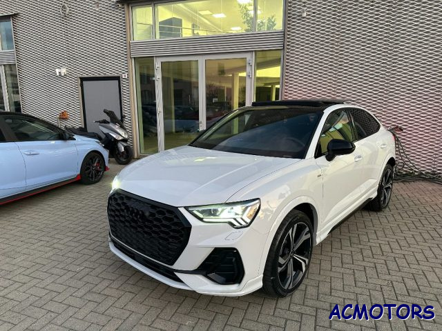 AUDI Q3 SPB 45 TFSI quattro S tronic S line edition Immagine 1