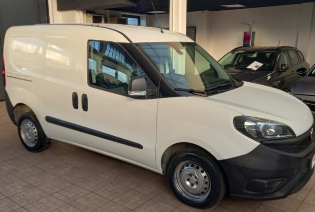 FIAT Doblo Doblò 1.6 MJT 105CV Lounge Immagine 1