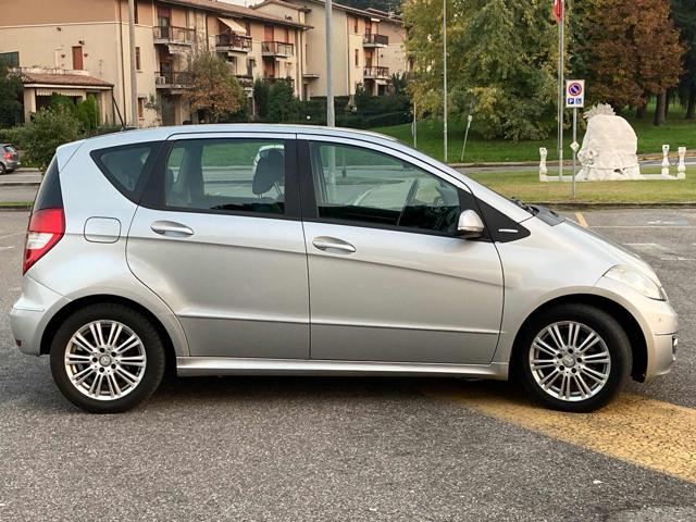 MERCEDES-BENZ A 180 CDI Elegance Immagine 3