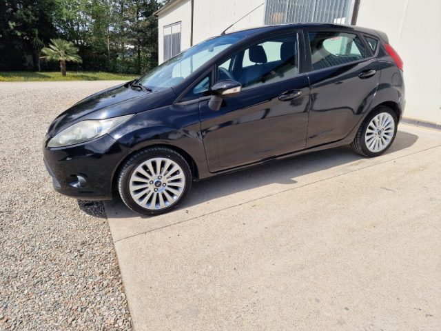 FORD Fiesta 1.4 TDCi 5p. Titanium Immagine 2