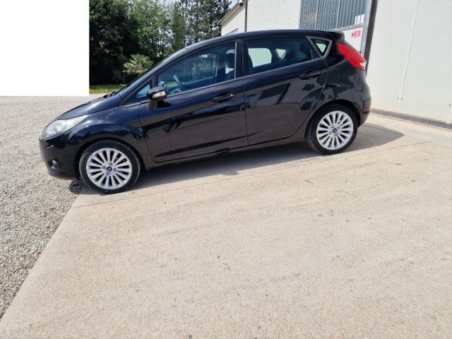 FORD Fiesta 1.4 TDCi 5p. Titanium Immagine 1